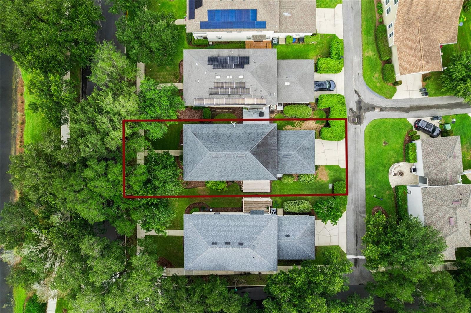 CELEBRATION ROSEVILLE CORNER - Residential