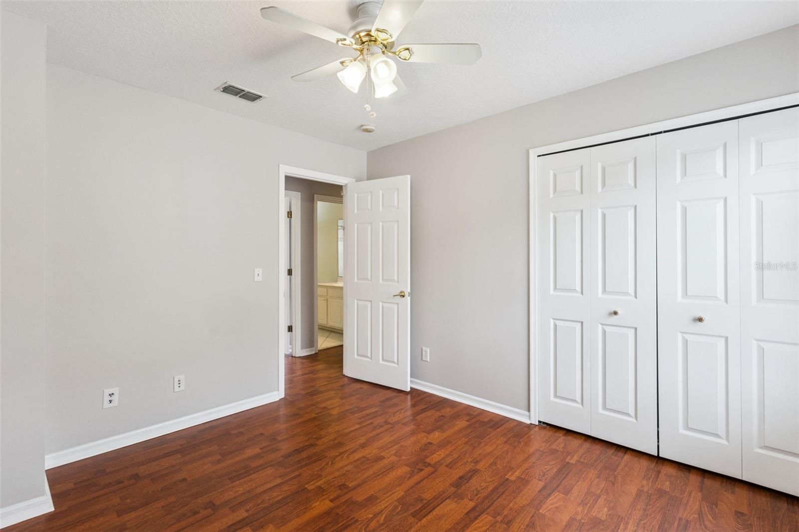 CELEBRATION ROSEVILLE CORNER - Residential