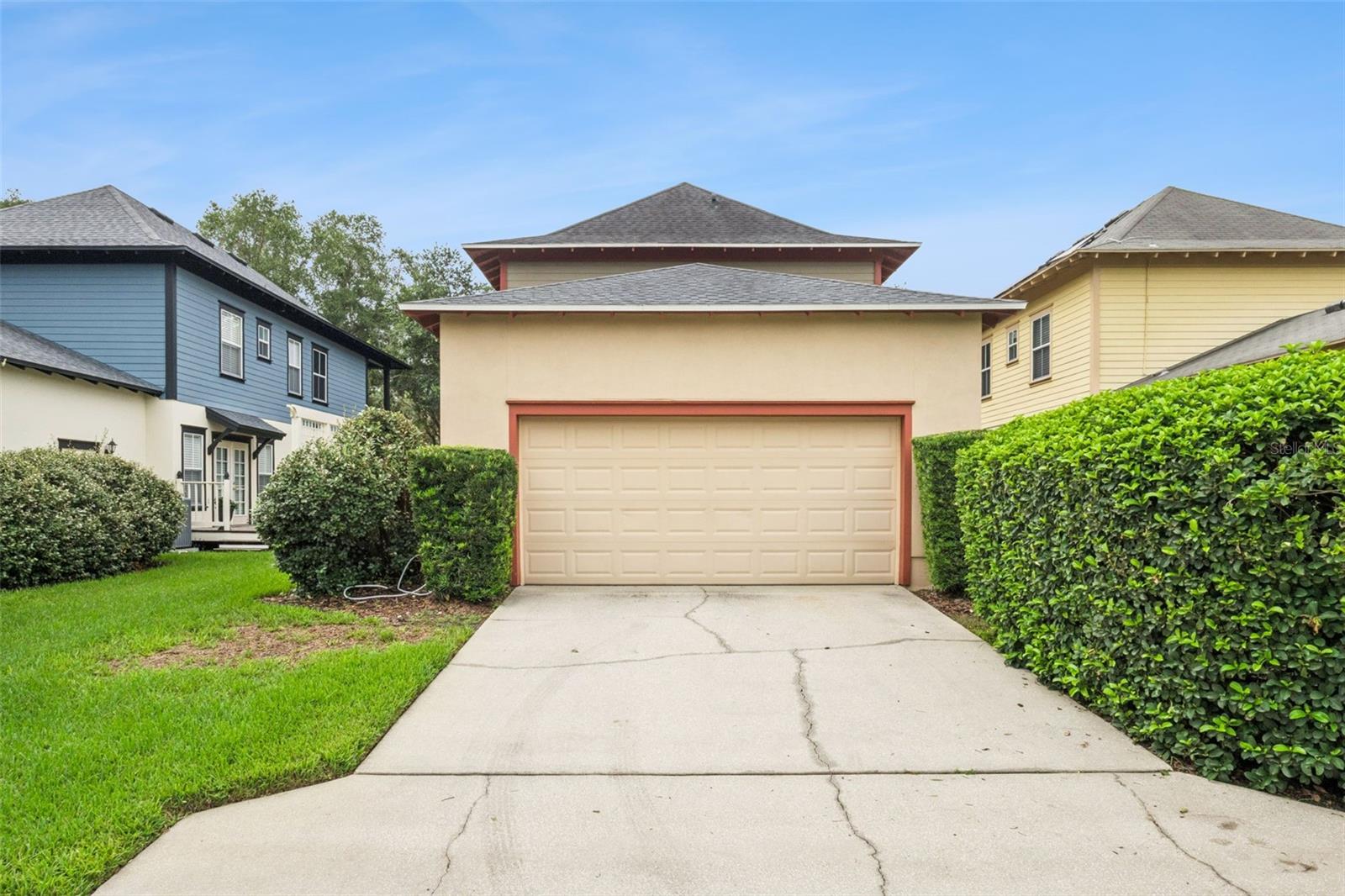 CELEBRATION ROSEVILLE CORNER - Residential
