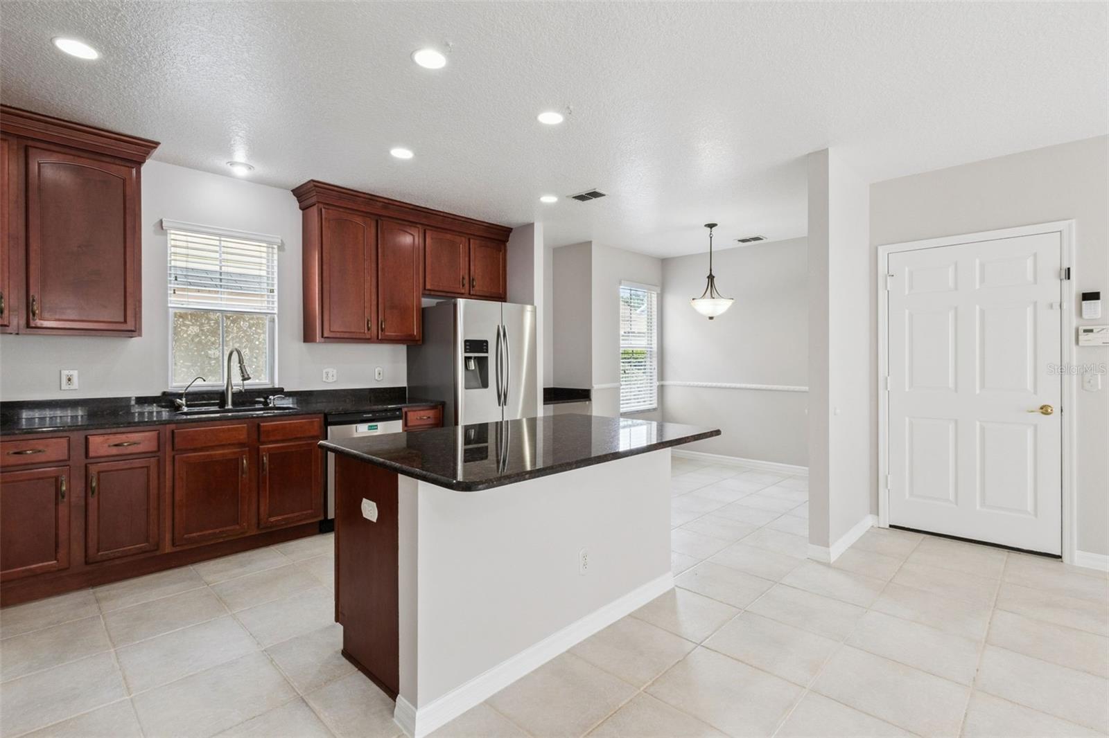 CELEBRATION ROSEVILLE CORNER - Residential