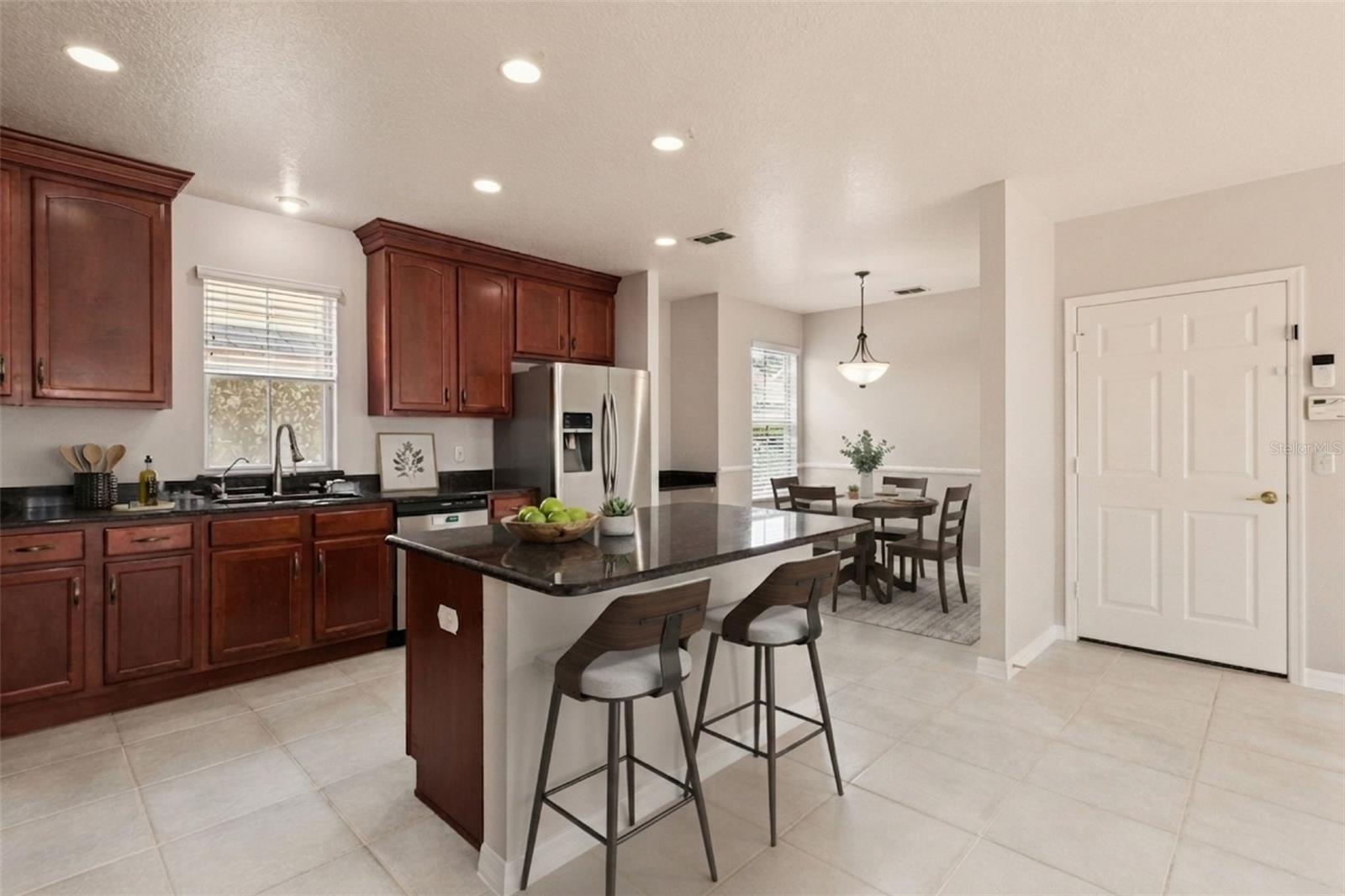 CELEBRATION ROSEVILLE CORNER - Residential