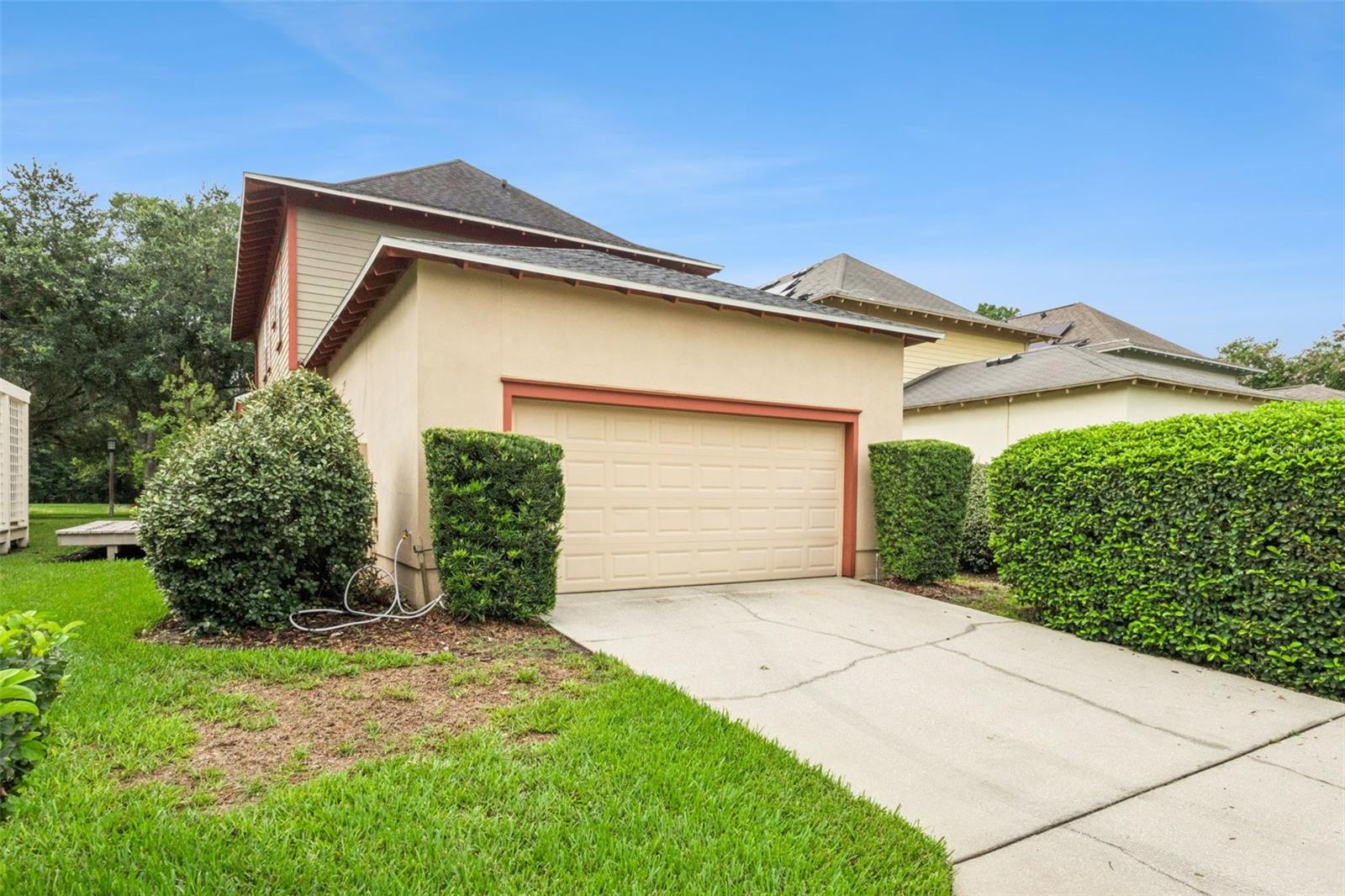 CELEBRATION ROSEVILLE CORNER - Residential