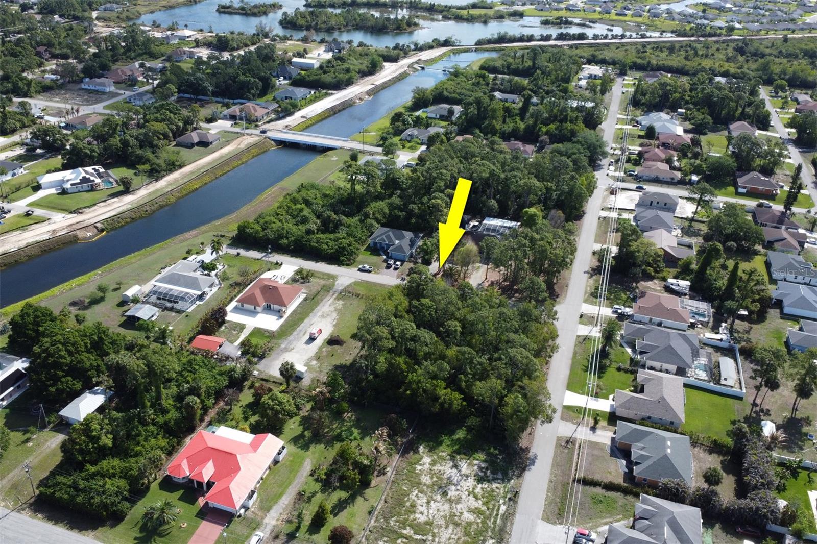 LEHIGH ACRES - Land