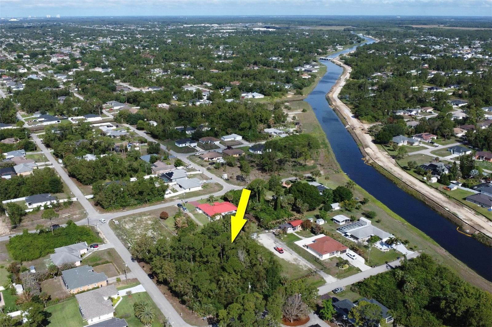 LEHIGH ACRES - Land