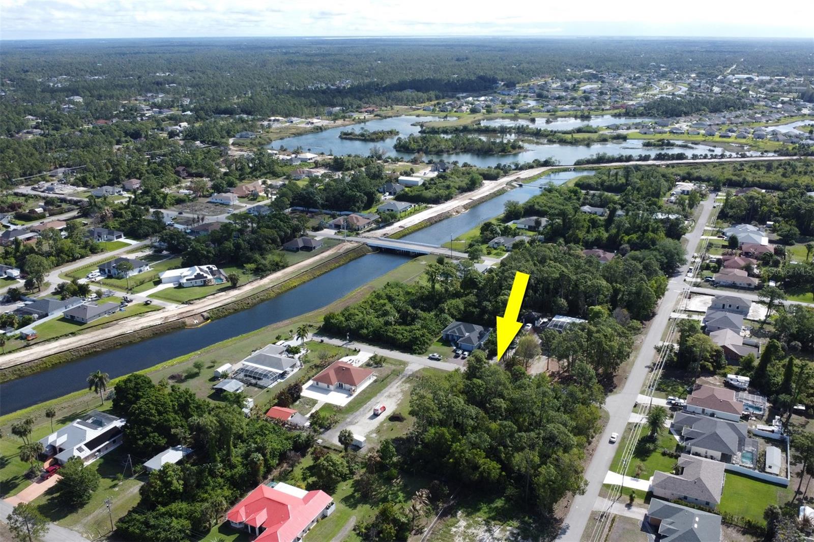 LEHIGH ACRES - Land