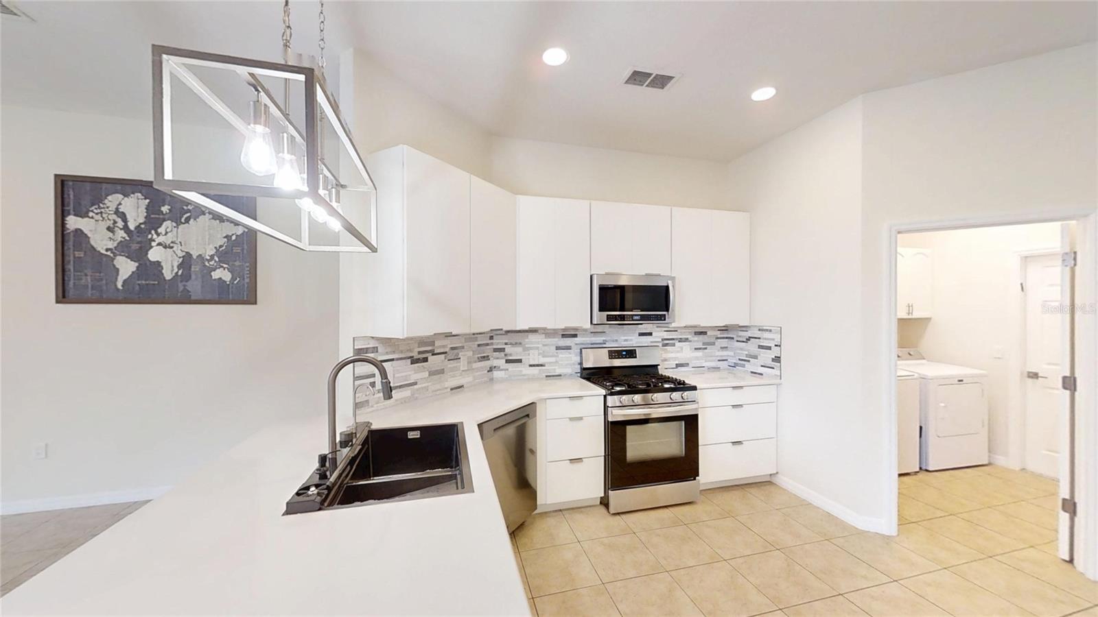 CANDLER HILLS - Residential