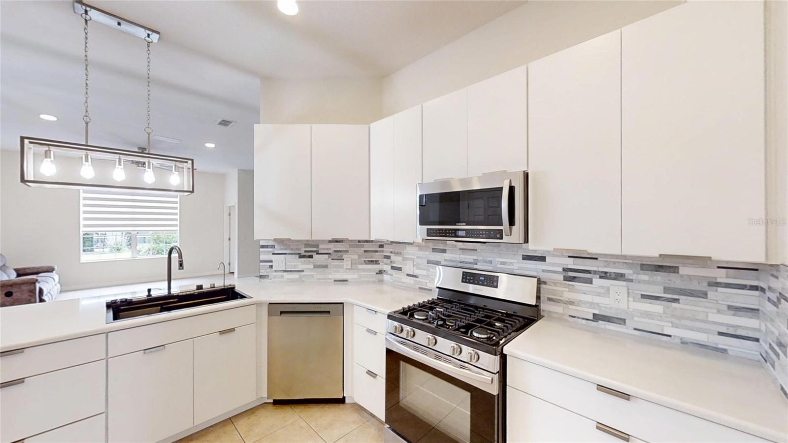 CANDLER HILLS - Residential