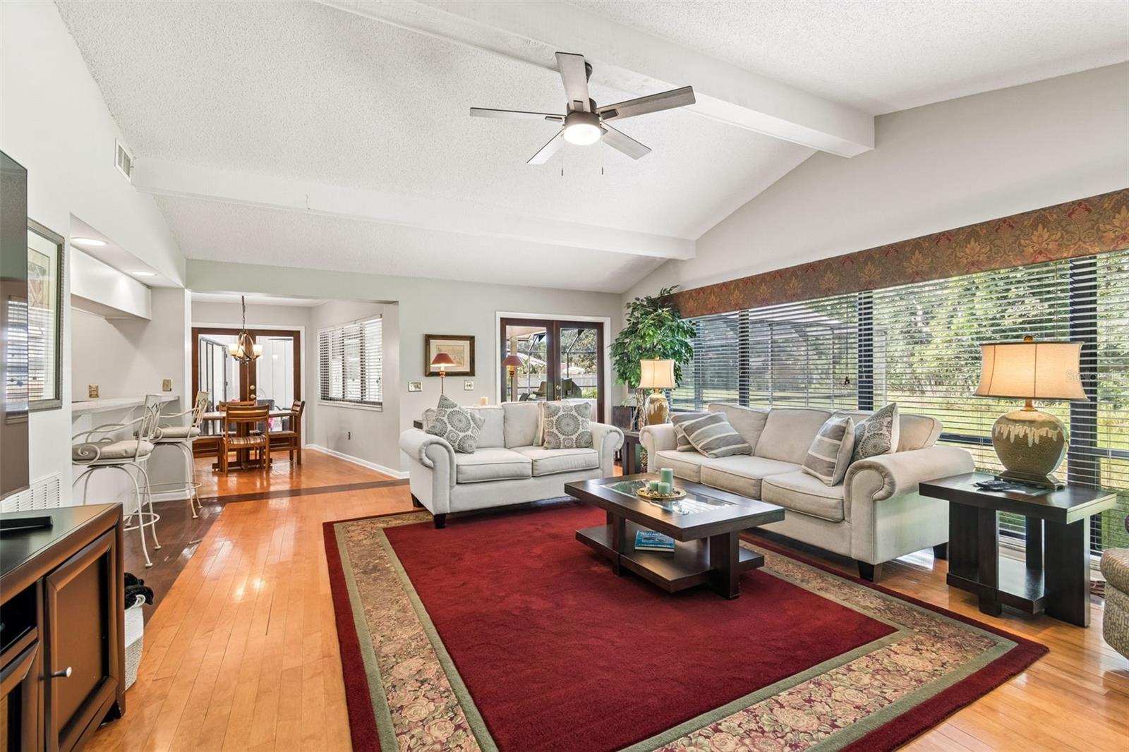 TAMPA PALMS UNIT 3 REP OF - Residential