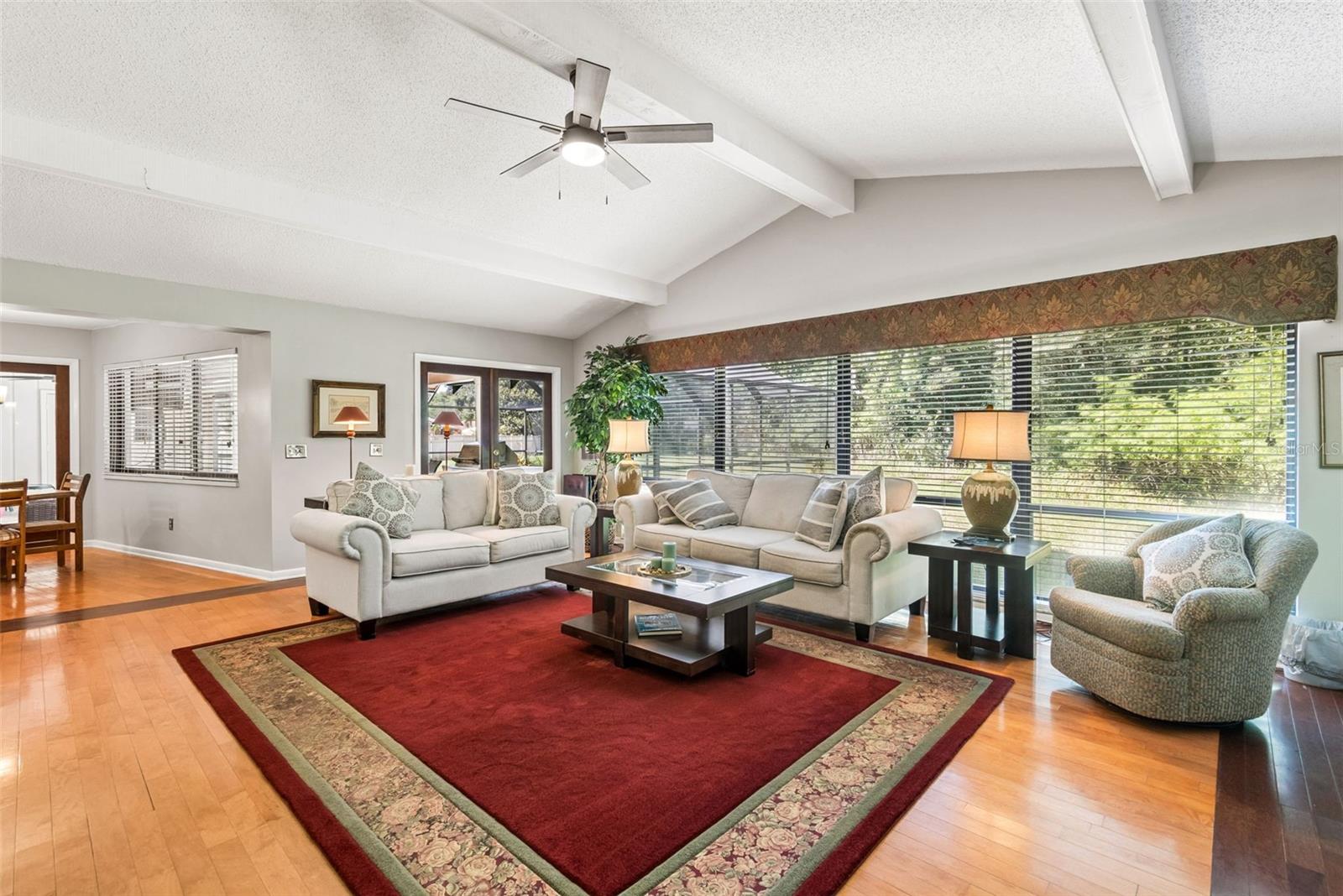 TAMPA PALMS UNIT 3 REP OF - Residential
