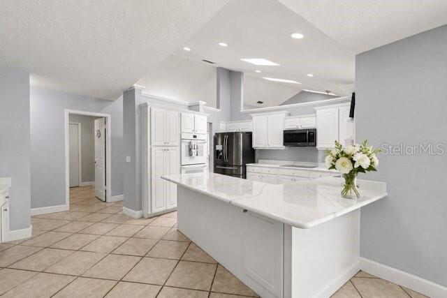 BLOOMINGDALE SEC F UNIT 2 - Residential