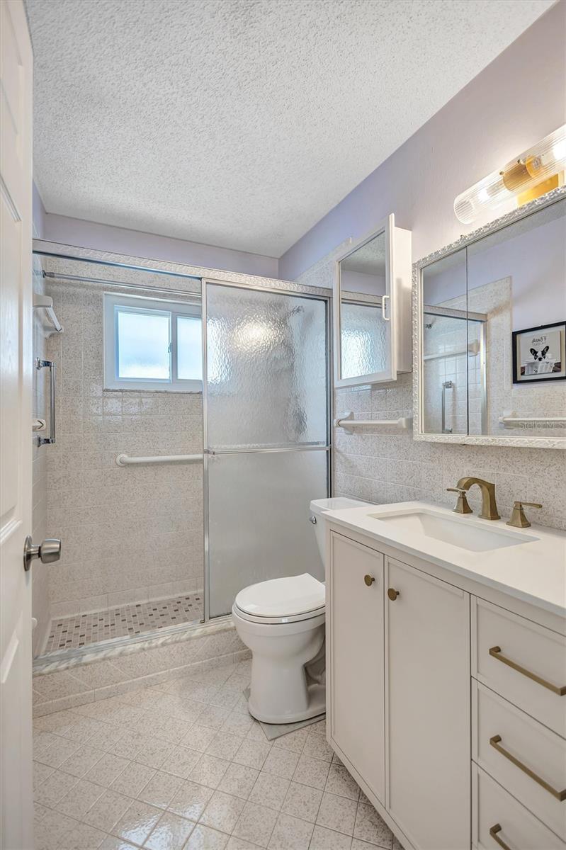 RIDGEWOOD GROVES - Residential