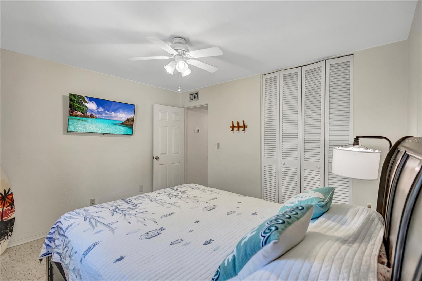 RIDGEWOOD GROVES - Residential