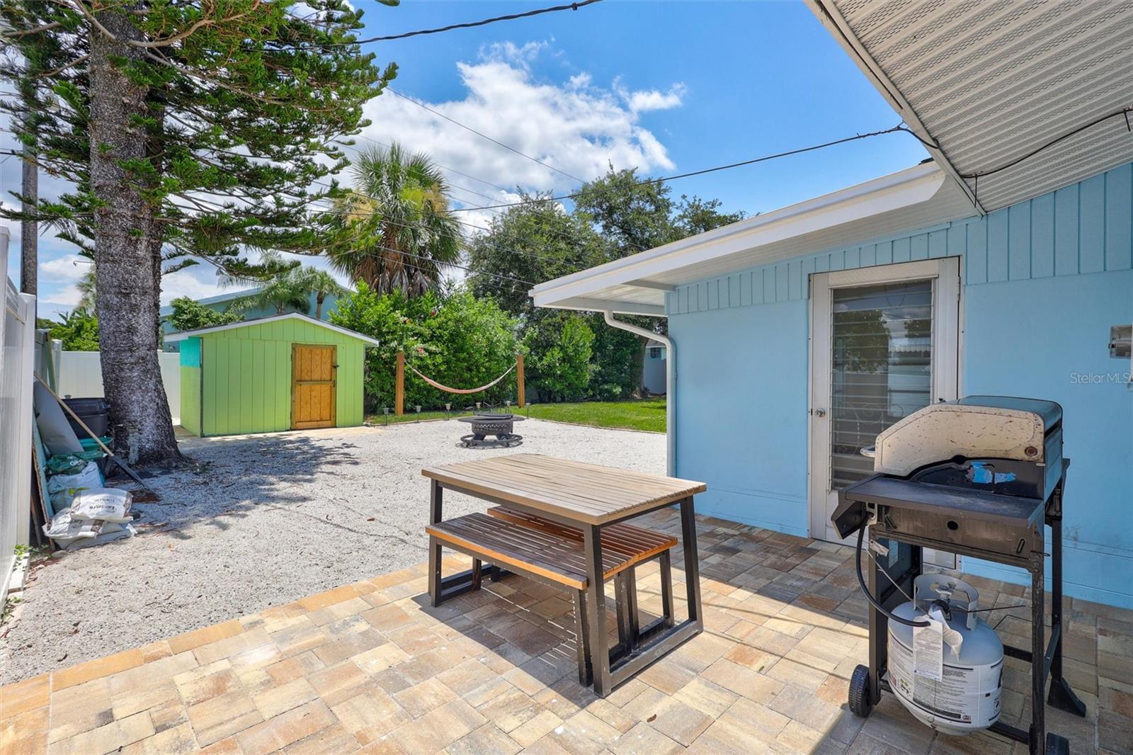RIDGEWOOD GROVES - Residential