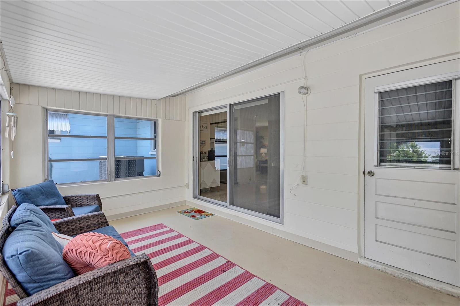 RIDGEWOOD GROVES - Residential