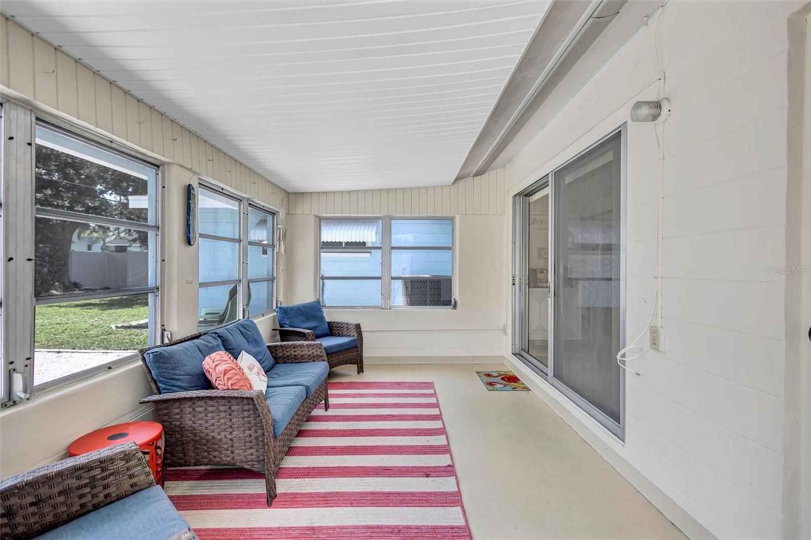RIDGEWOOD GROVES - Residential