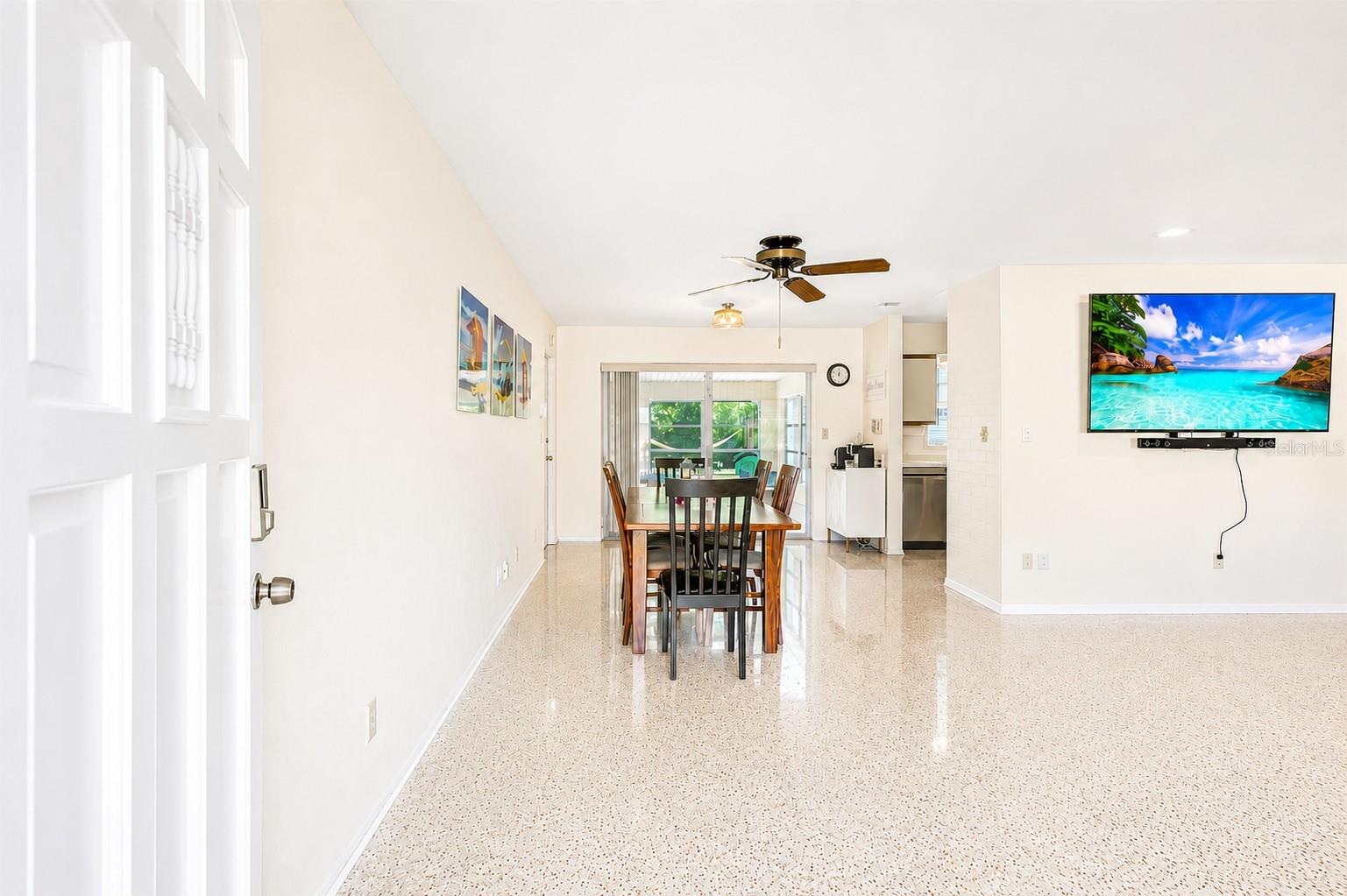 RIDGEWOOD GROVES - Residential