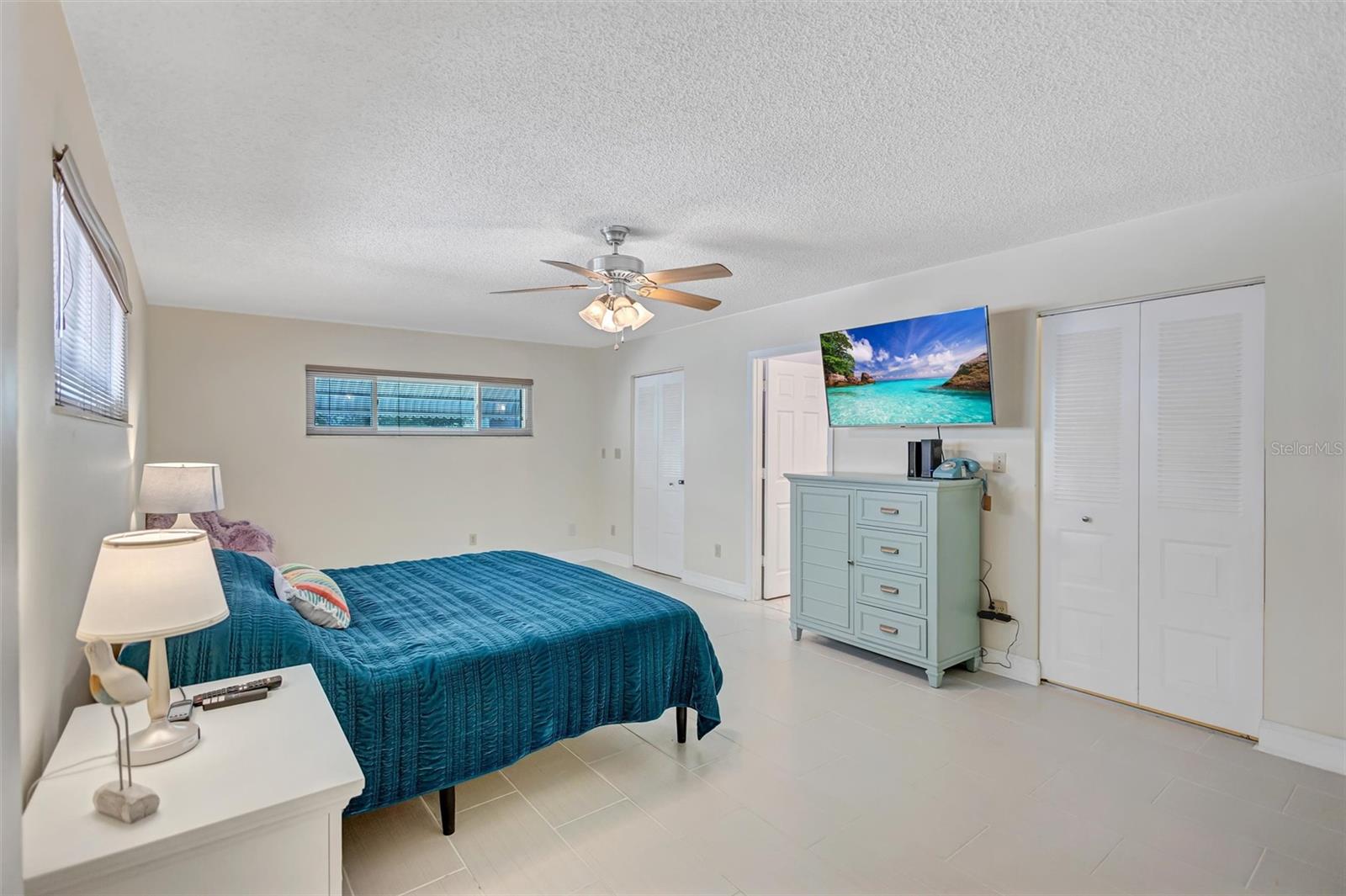 RIDGEWOOD GROVES - Residential
