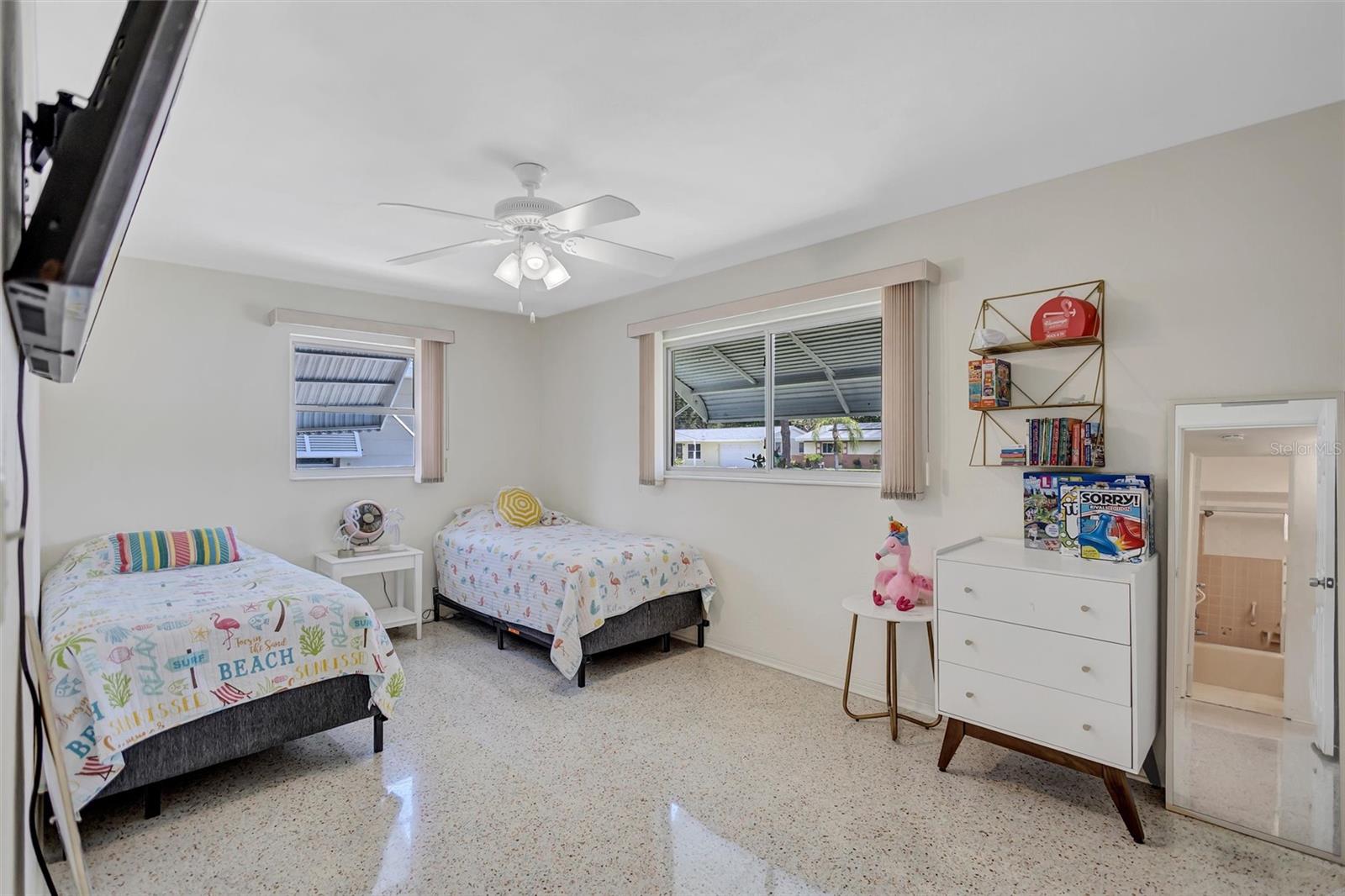 RIDGEWOOD GROVES - Residential