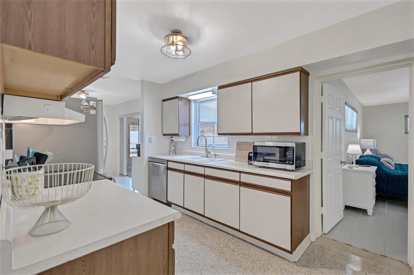 RIDGEWOOD GROVES - Residential