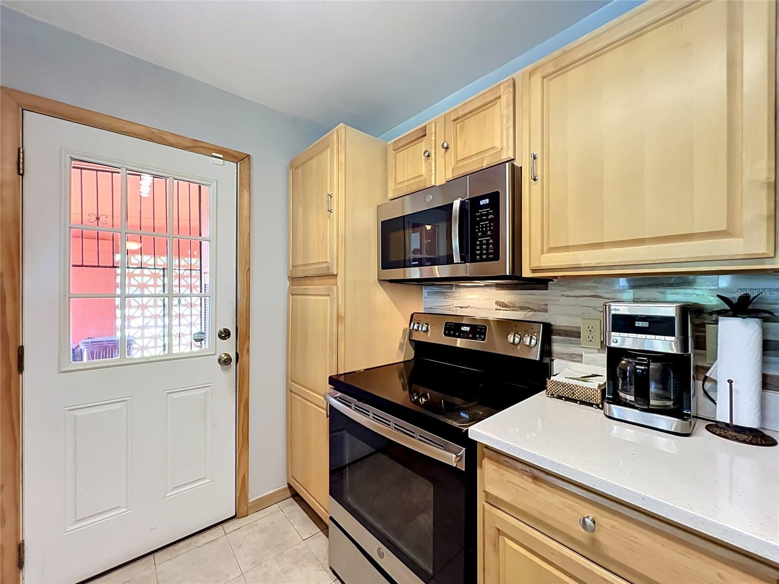 ENGELWOOD PARK - Residential