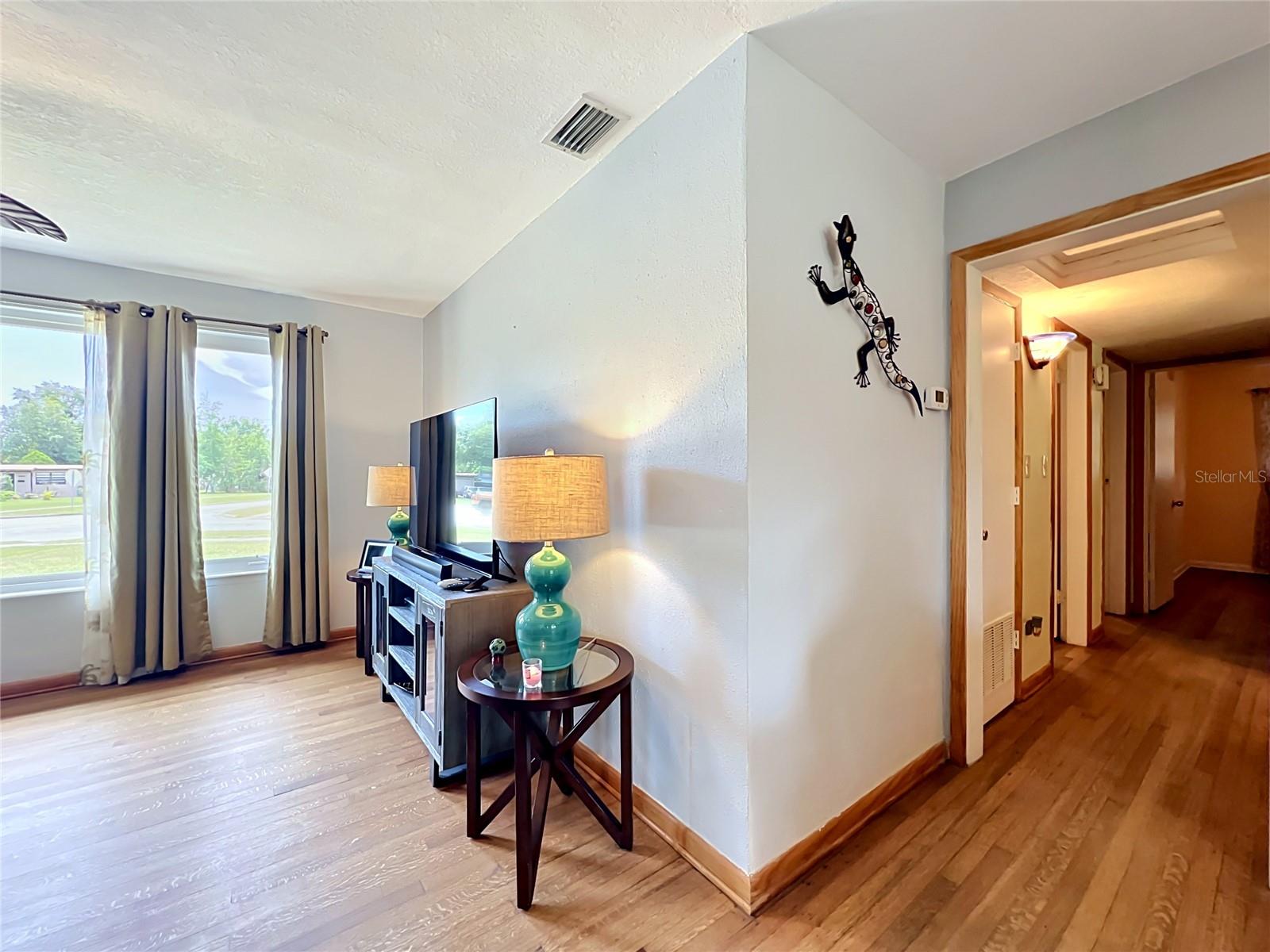 ENGELWOOD PARK - Residential