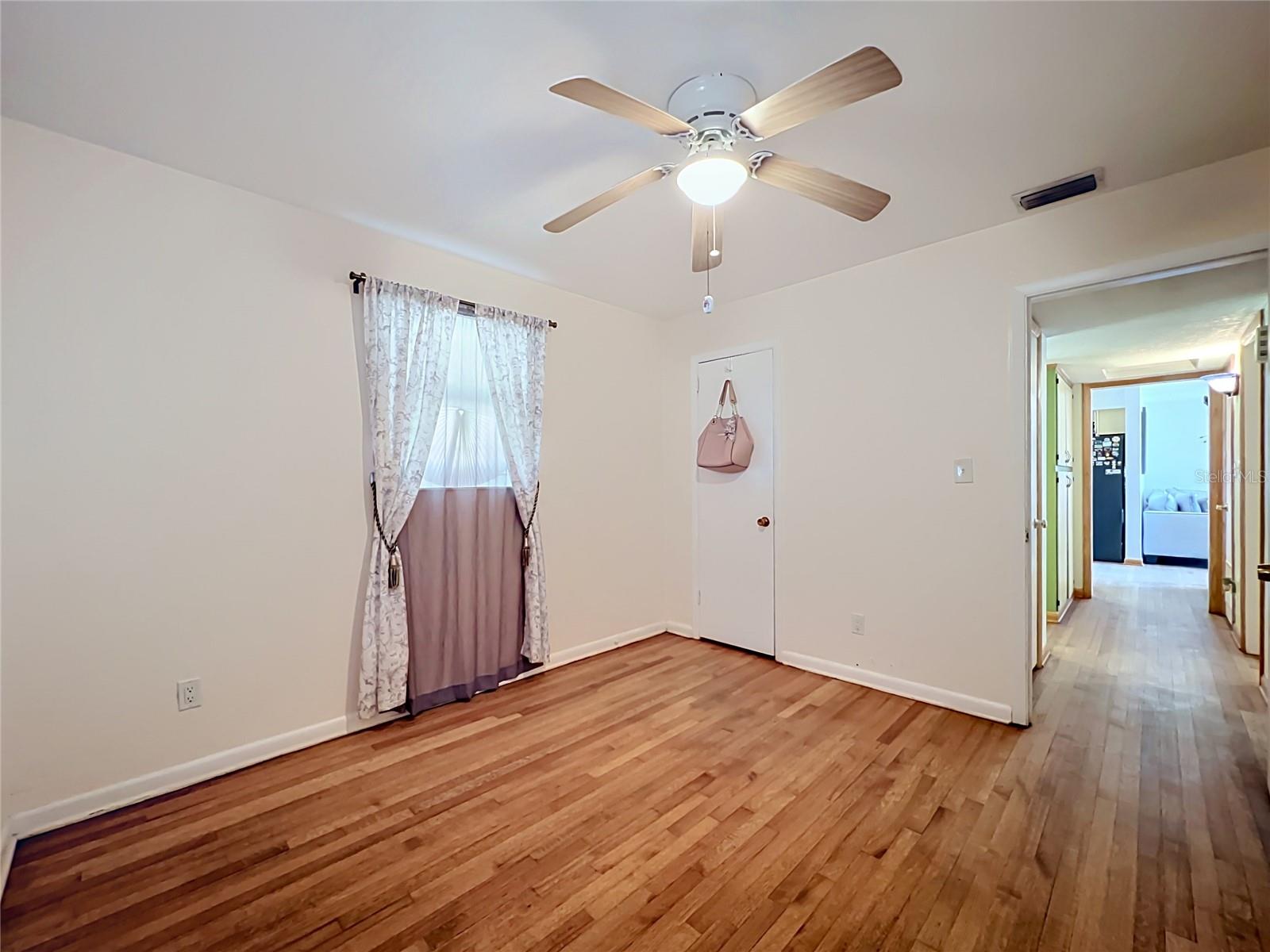 ENGELWOOD PARK - Residential