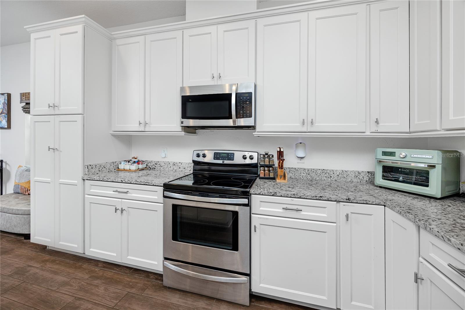 GENESEE HEIGHTS - Residential