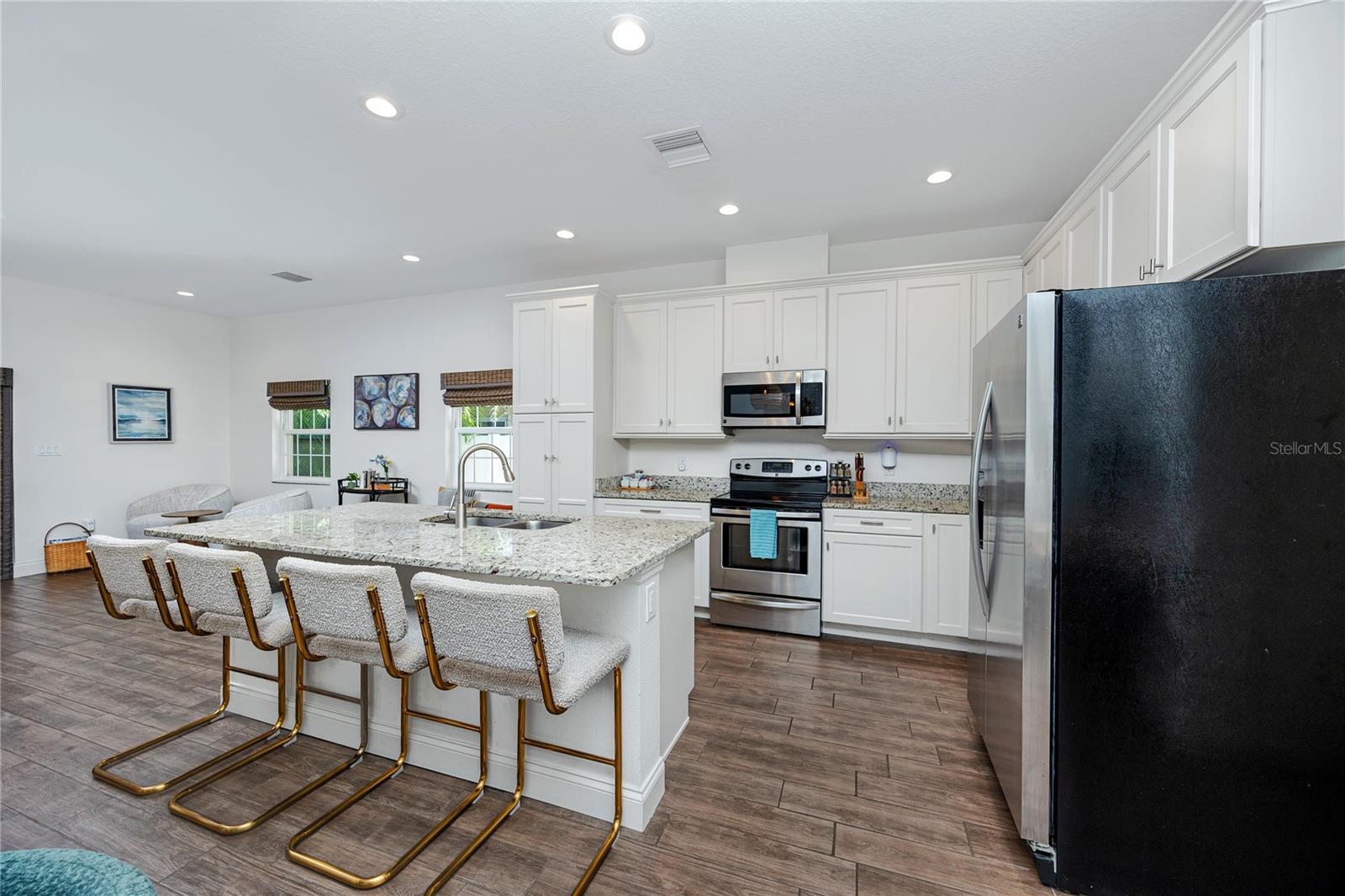 GENESEE HEIGHTS - Residential