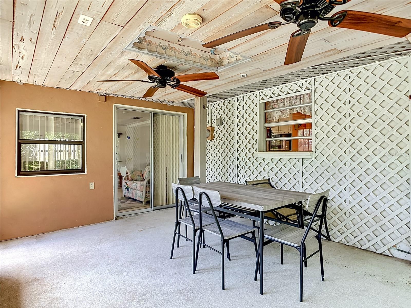 SILVER SANDS SEC D - Residential