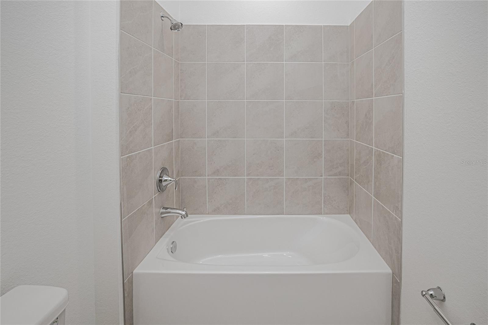 TURNLEAF PH 1 - Residential