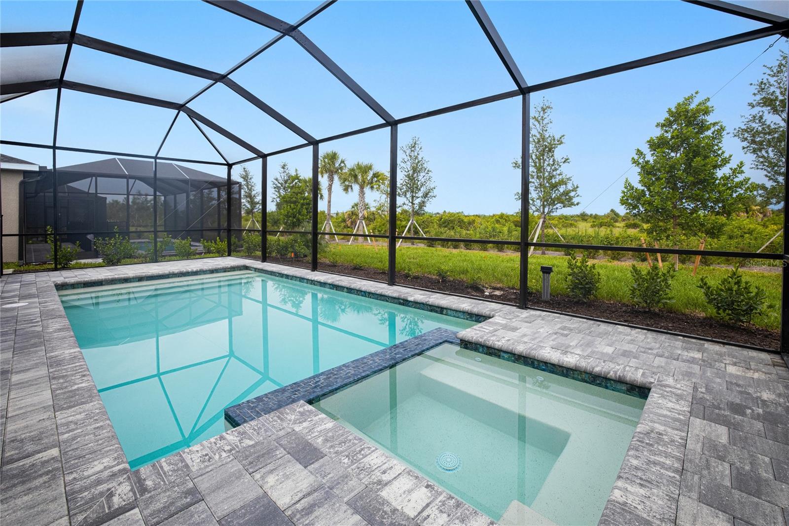 TURNLEAF PH 1 - Residential