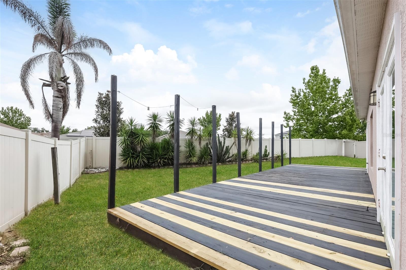 ESTATES AT PARSONS POINTE - Residential