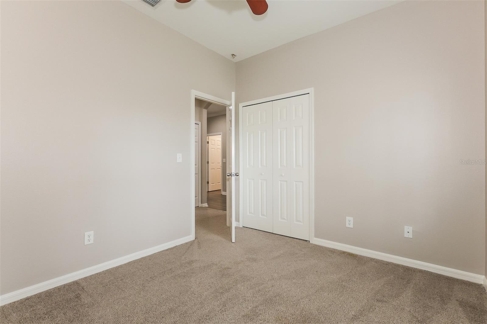 ESTATES AT PARSONS POINTE - Residential