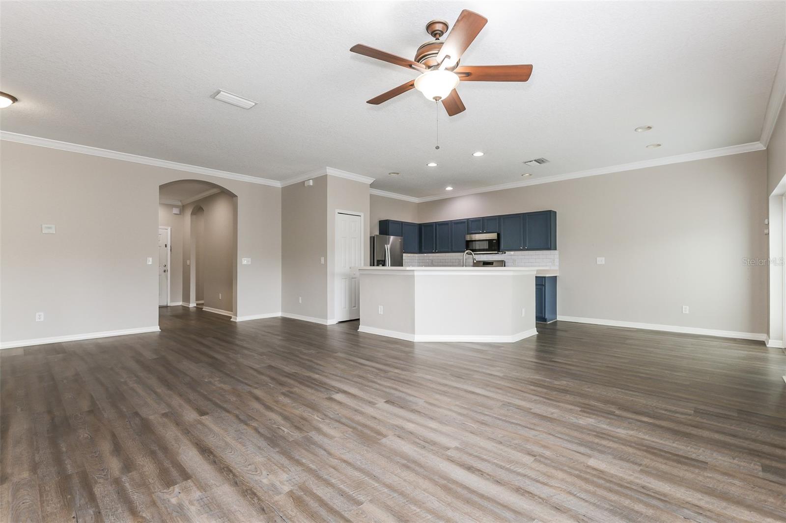 ESTATES AT PARSONS POINTE - Residential