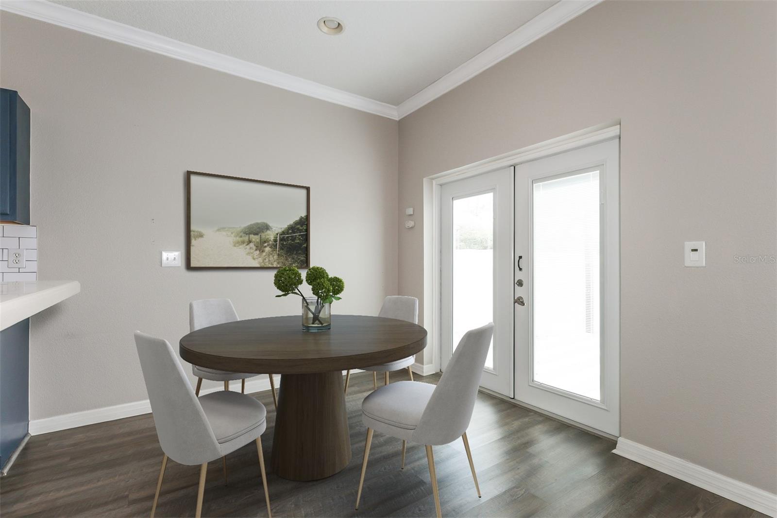ESTATES AT PARSONS POINTE - Residential