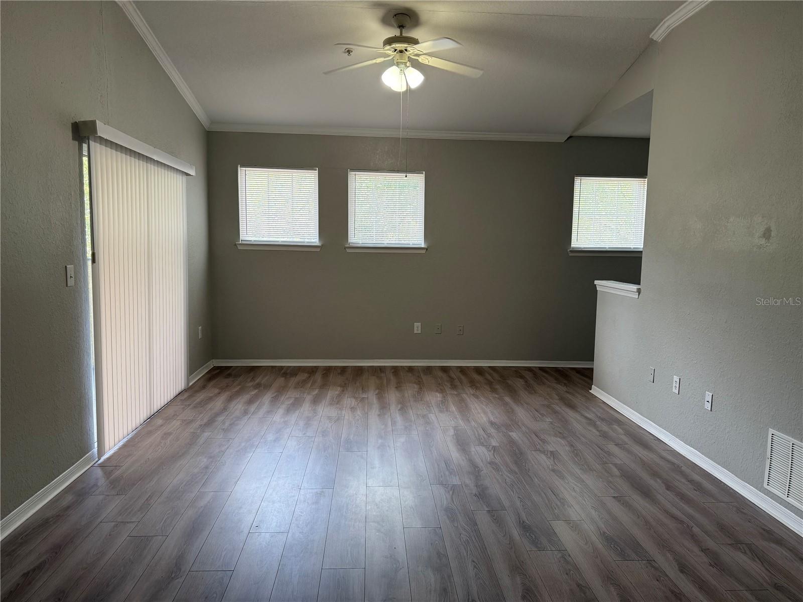 COURTNEY PALMS CONDO - Residential Lease