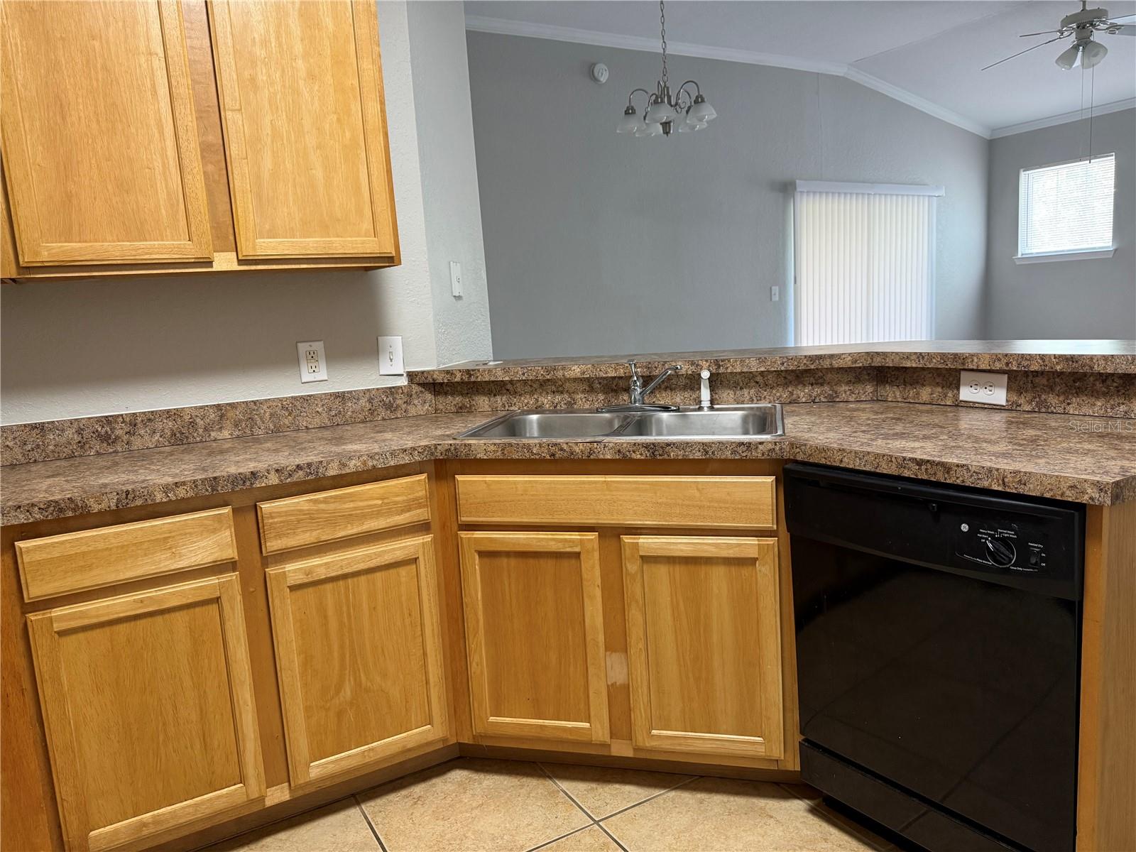 COURTNEY PALMS CONDO - Residential Lease