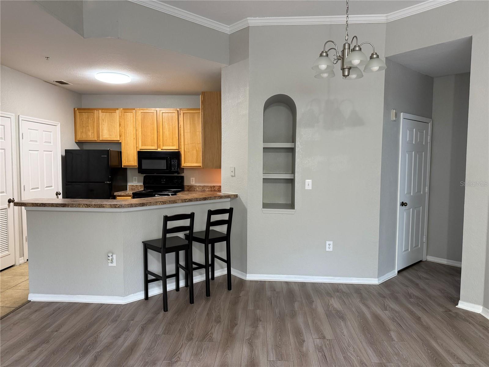 COURTNEY PALMS CONDO - Residential Lease