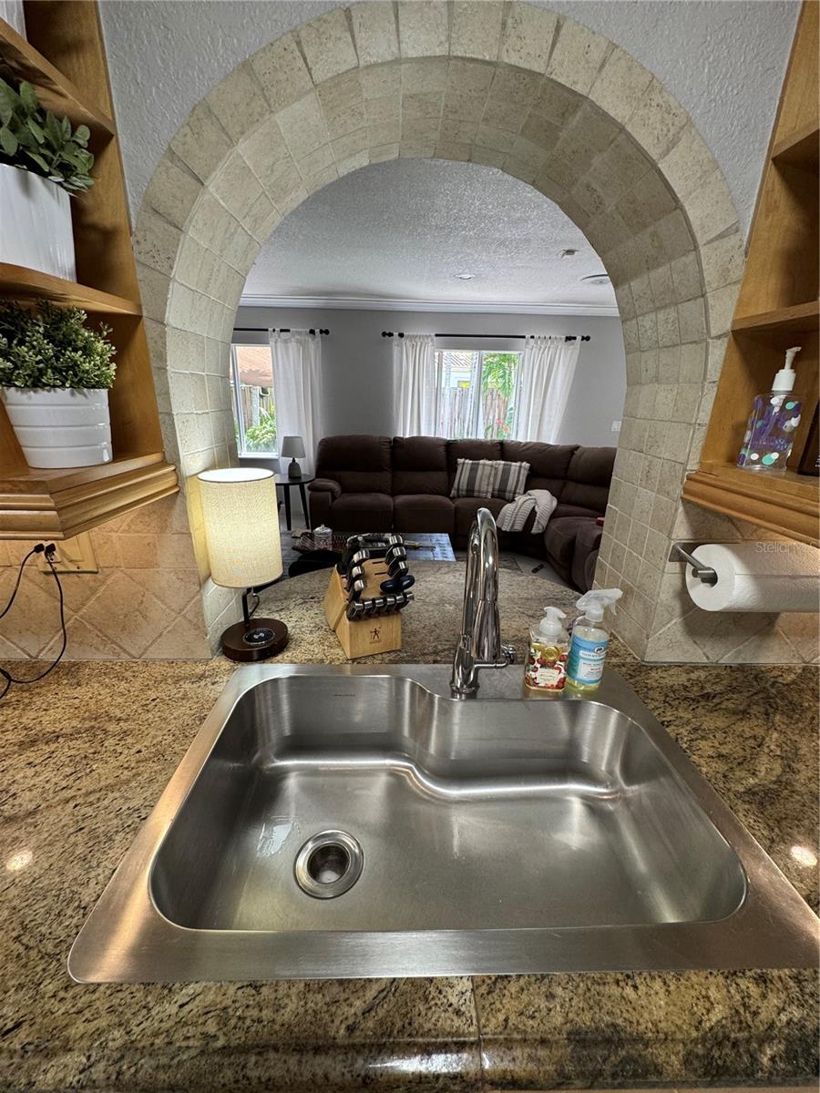 MIAMI LAKES SEC 04 - Residential