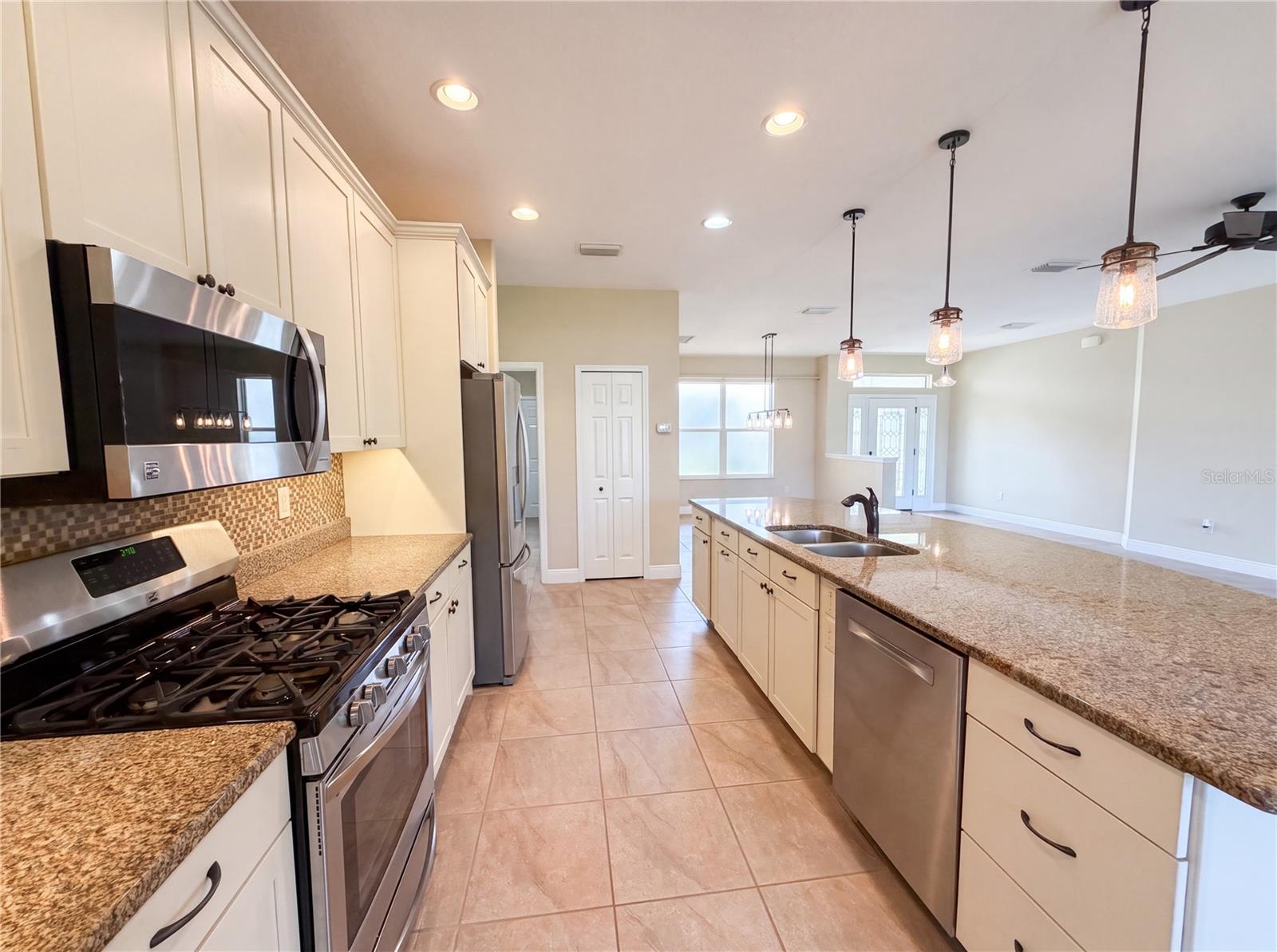LEESBURG ARLINGTON RIDGE PH 02 - Residential
