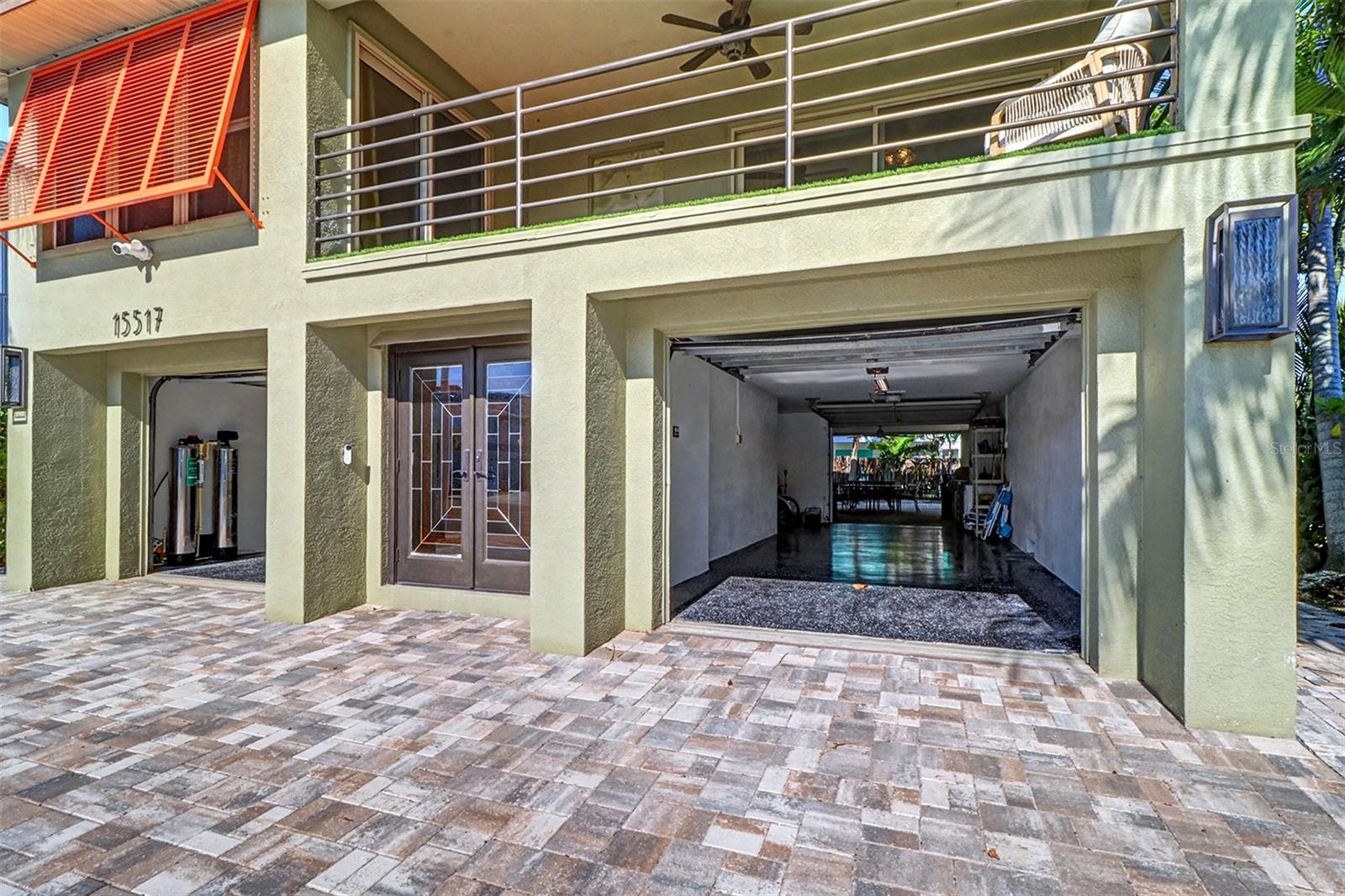 LONE PALM BEACH 1ST ADD - Residential