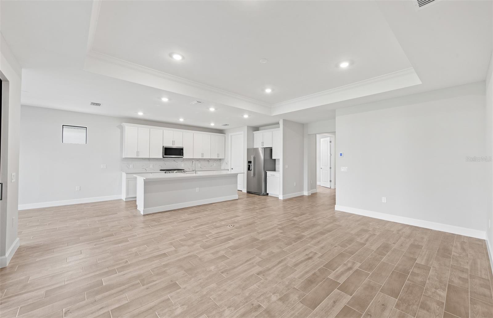 ARBOR OAKS AT THE WOODLANDS - Residential