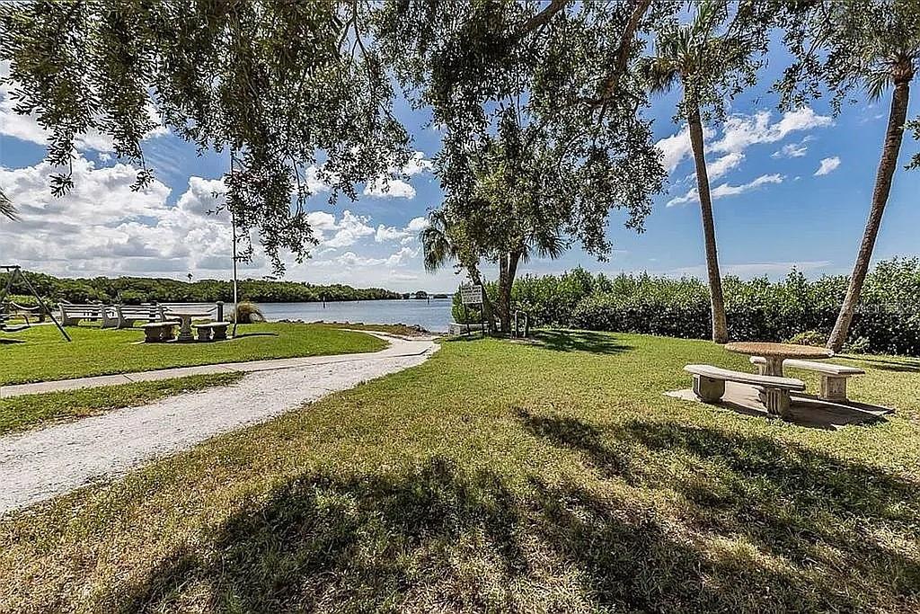 TRAILER ESTATES FOURTH ADD - Residential