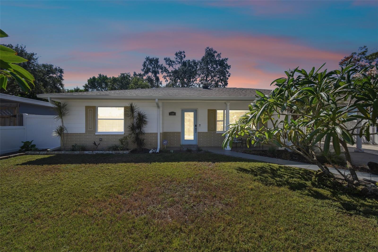 RECTORS GROVELAND 3RD ADD - Residential
