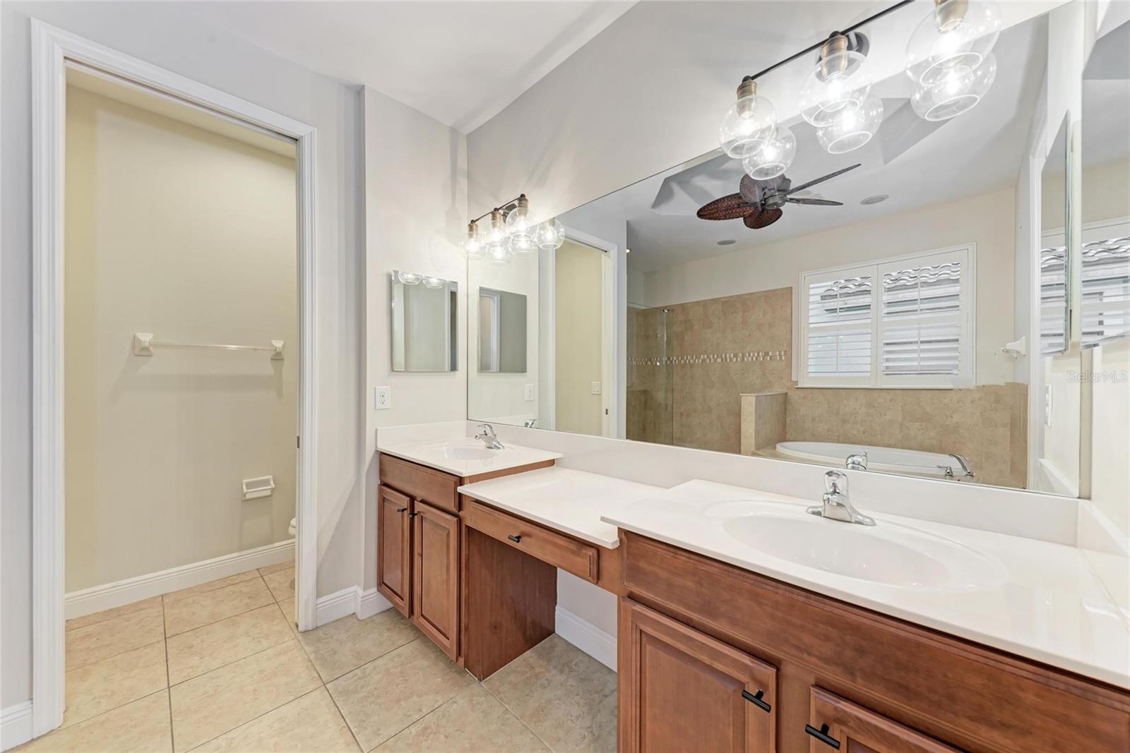 WILLOW CHASE - Residential