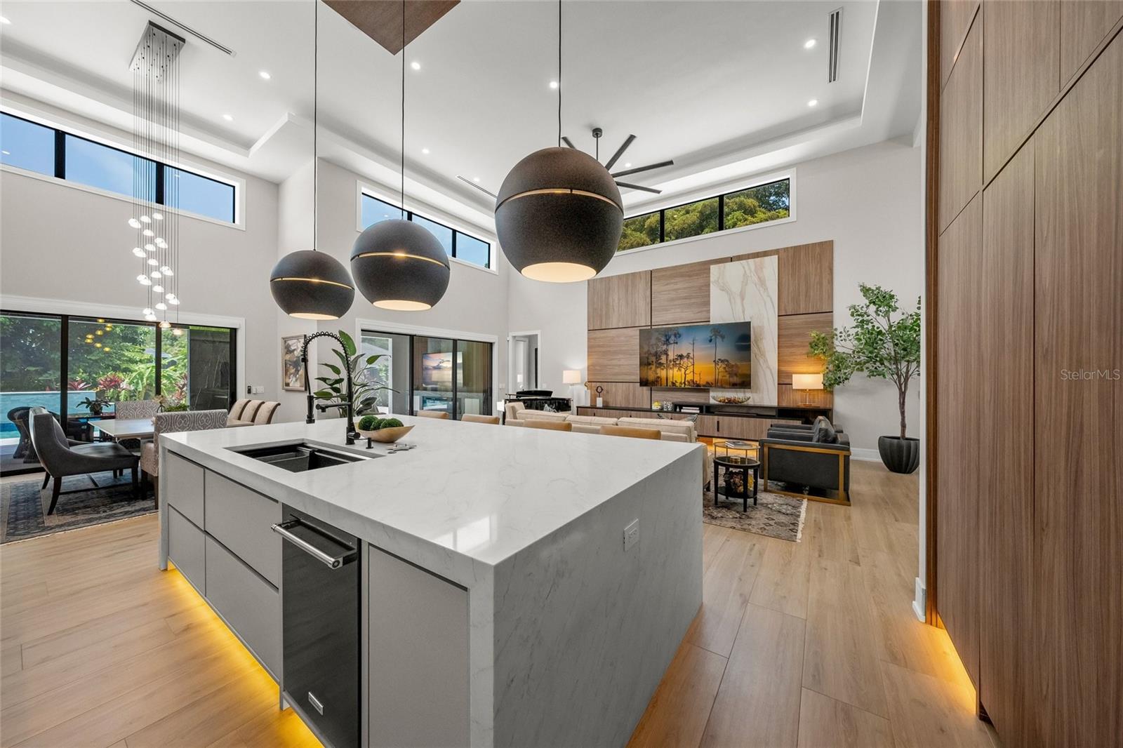 KENTWOOD ESTATES - Residential
