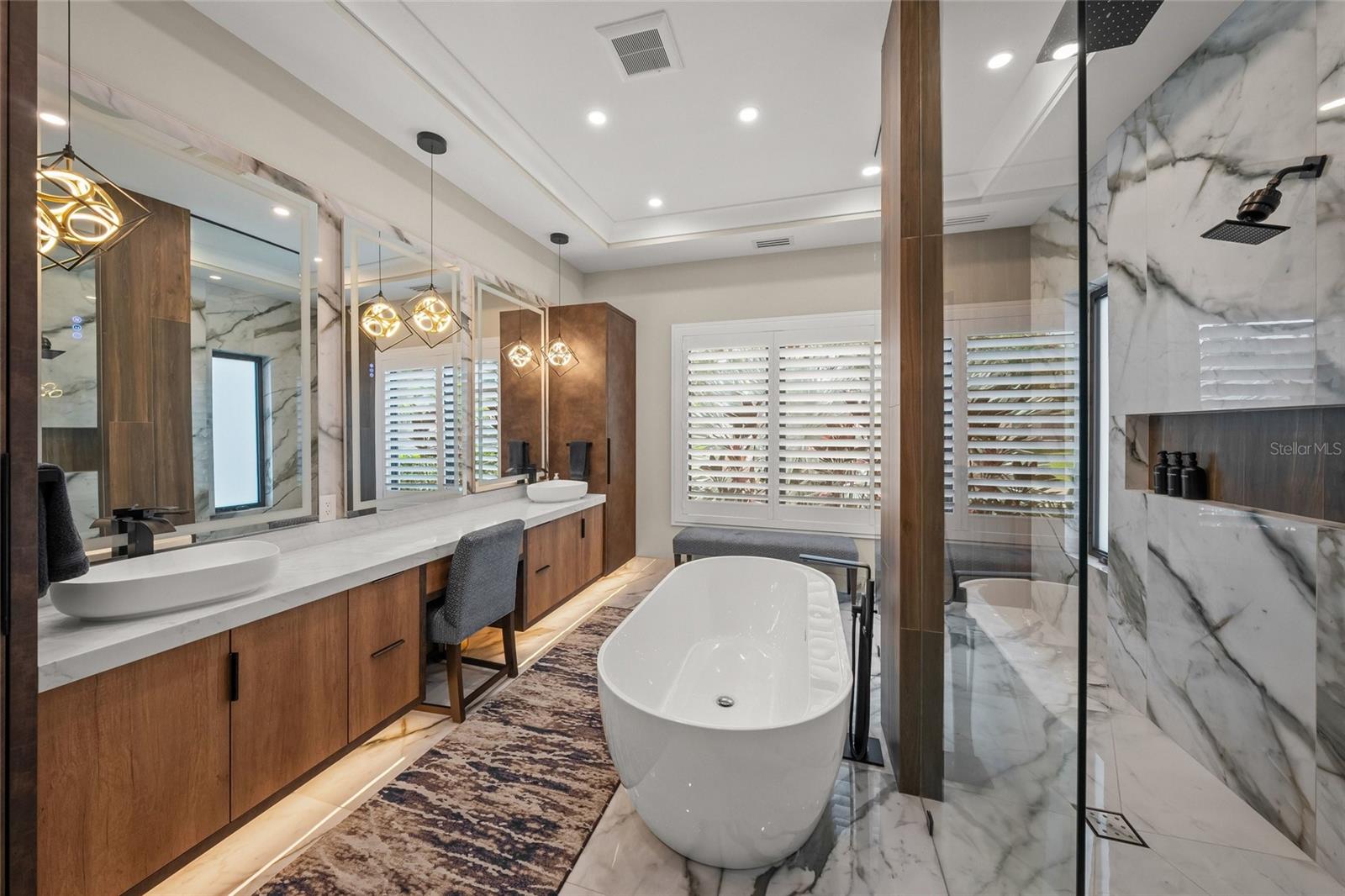 KENTWOOD ESTATES - Residential