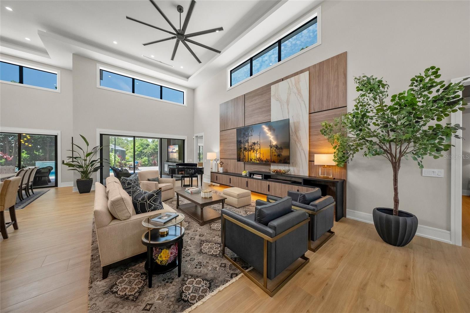 KENTWOOD ESTATES - Residential