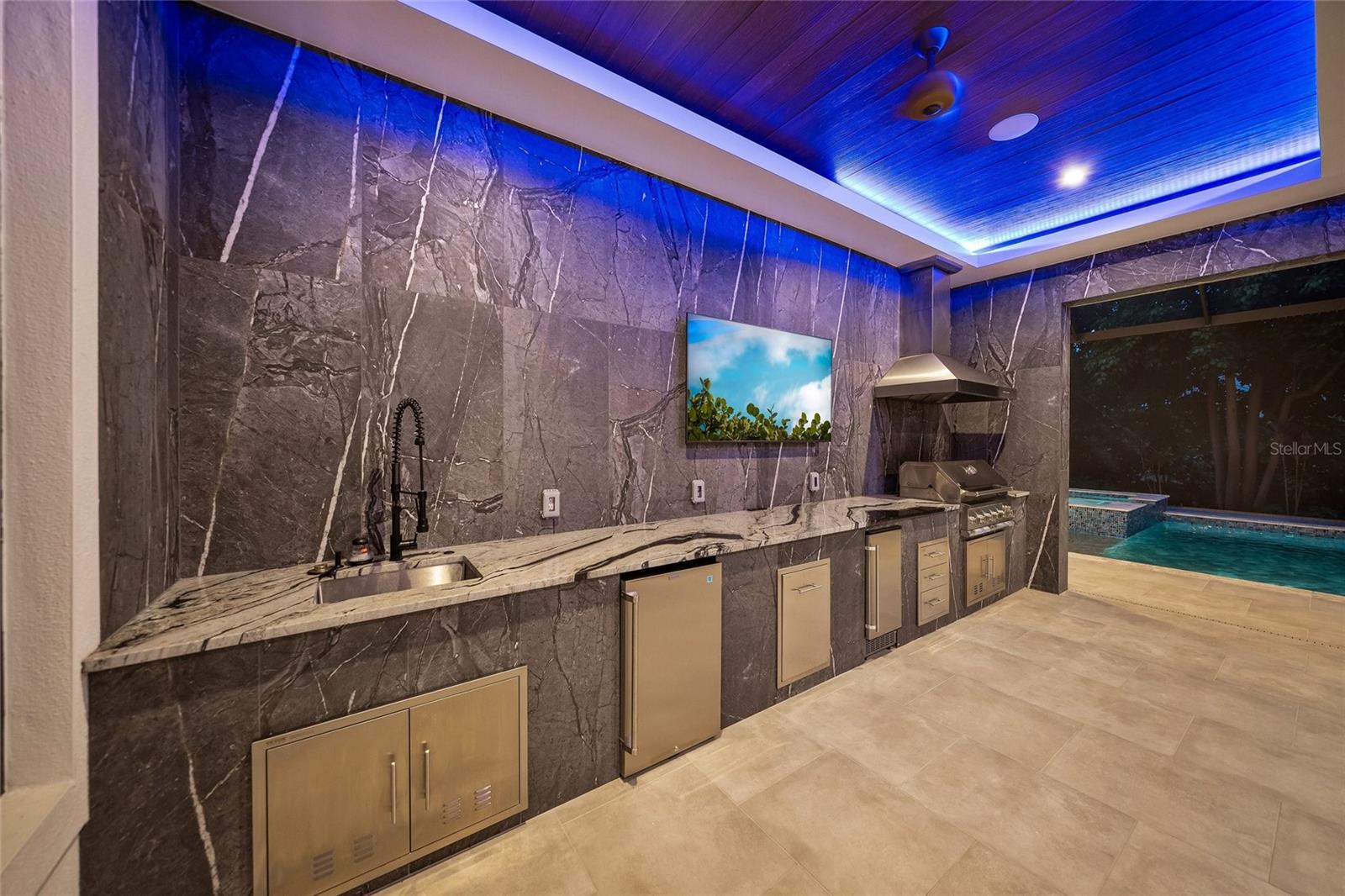 KENTWOOD ESTATES - Residential