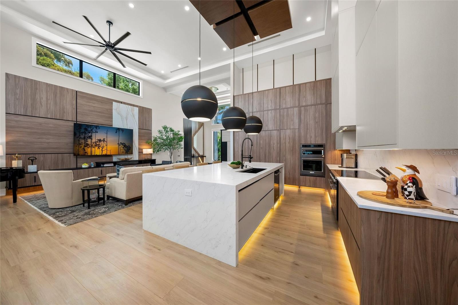 KENTWOOD ESTATES - Residential